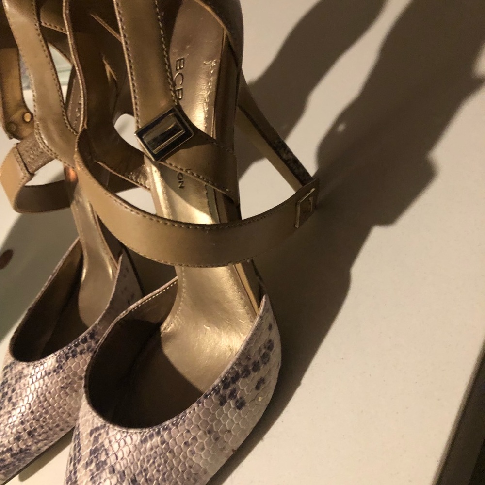 Heels - Picture 3 of 8